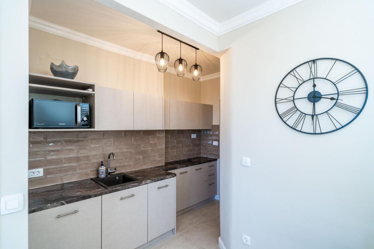Hillside Apartament *
